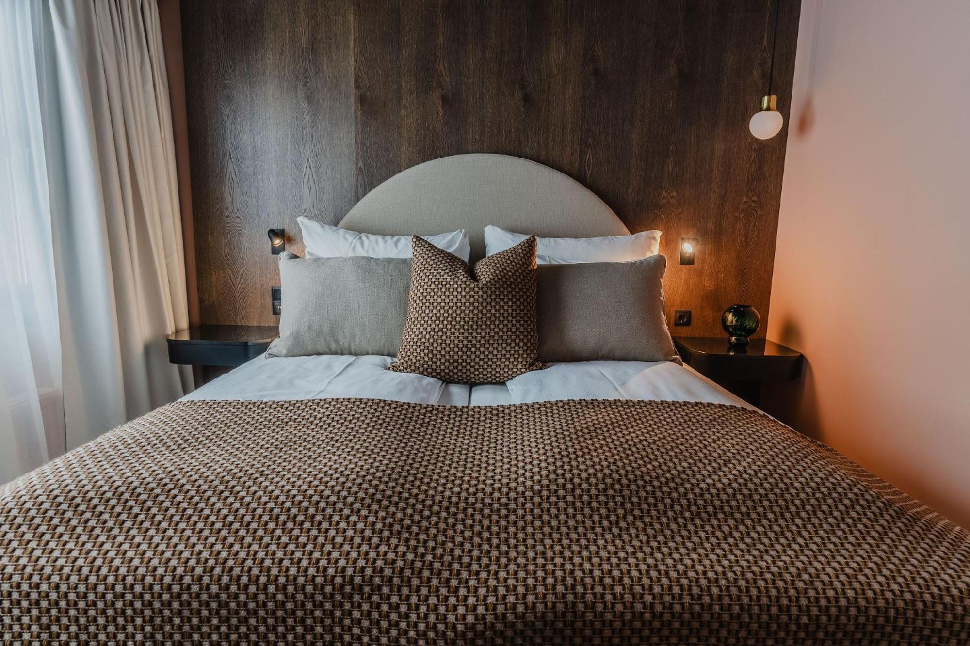 Funken Lodge Longyearbyen Buitenkant foto