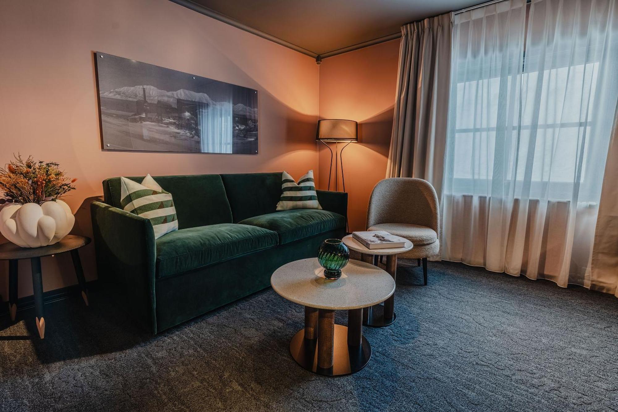 Funken Lodge Longyearbyen Buitenkant foto