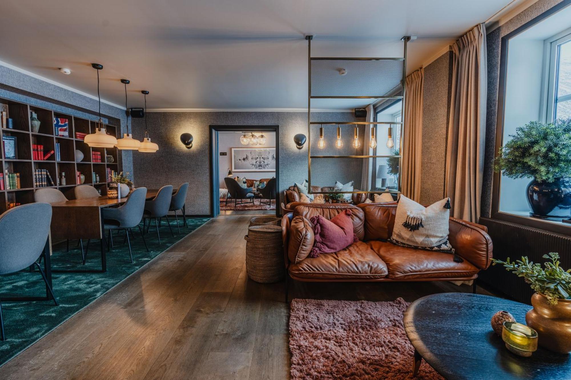 Funken Lodge Longyearbyen Buitenkant foto