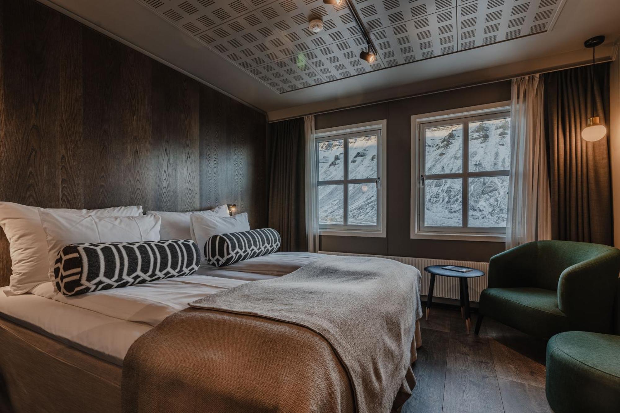Funken Lodge Longyearbyen Buitenkant foto