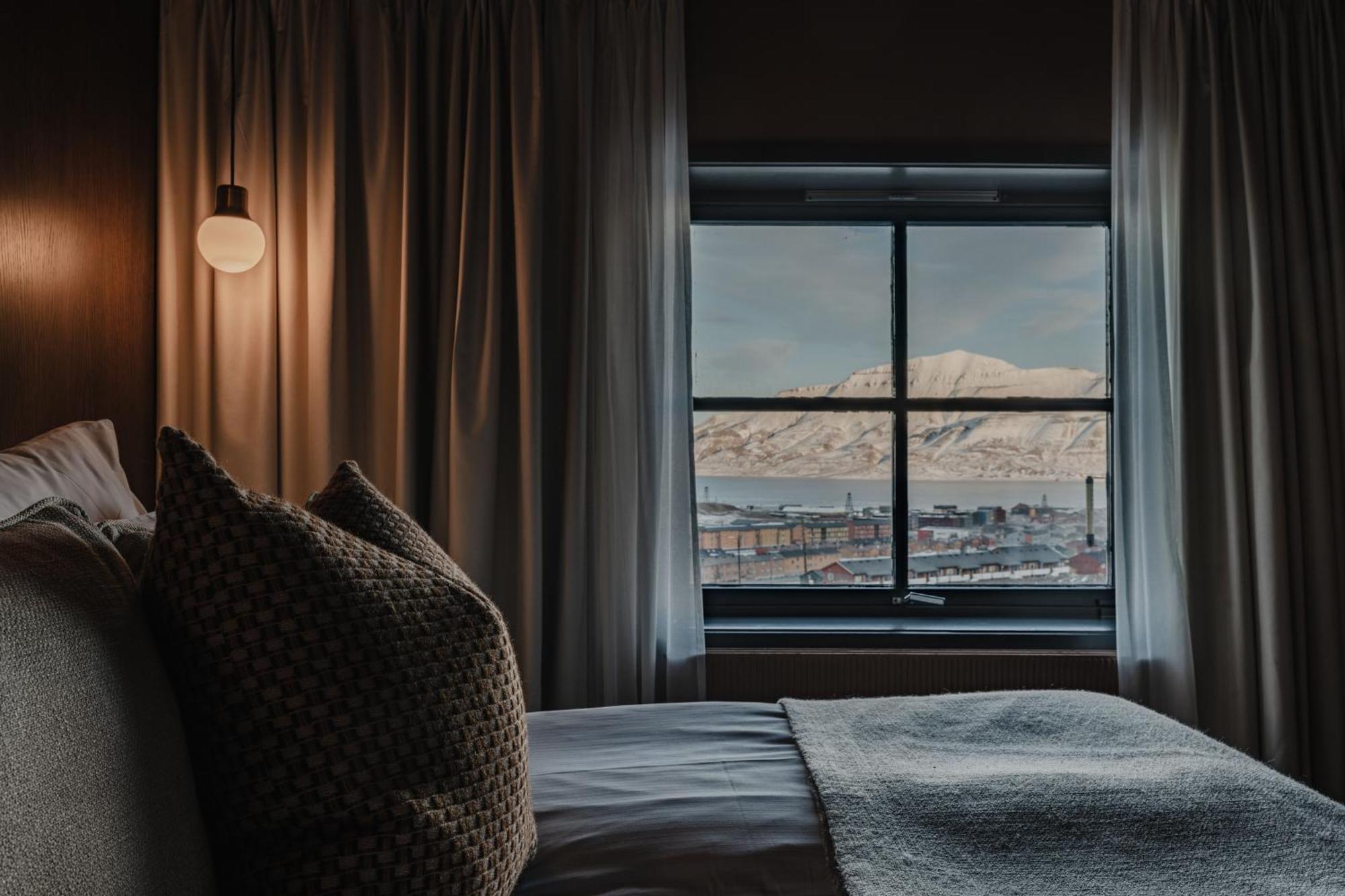 Funken Lodge Longyearbyen Buitenkant foto