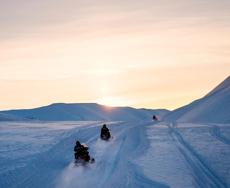 Funken Lodge Longyearbyen Buitenkant foto
