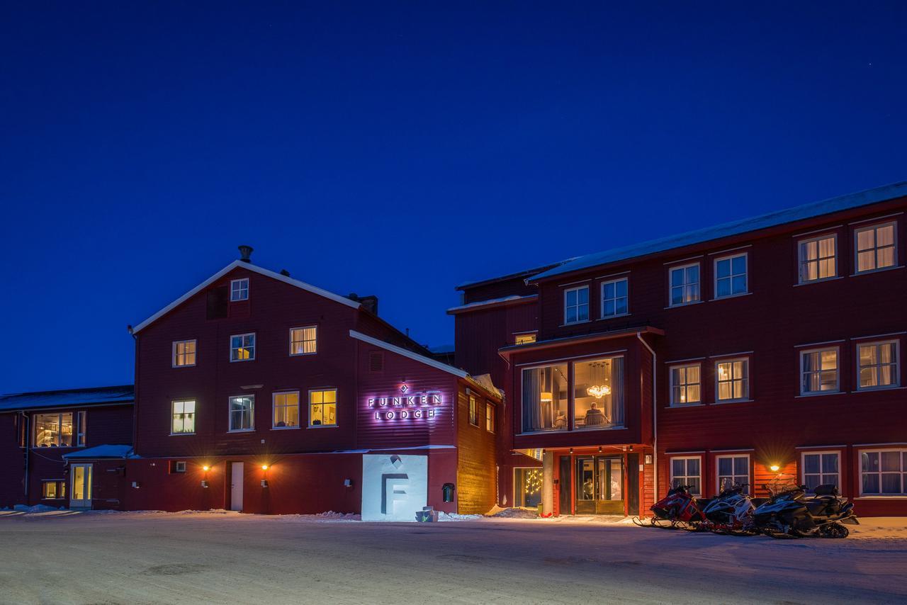 Funken Lodge Longyearbyen Buitenkant foto